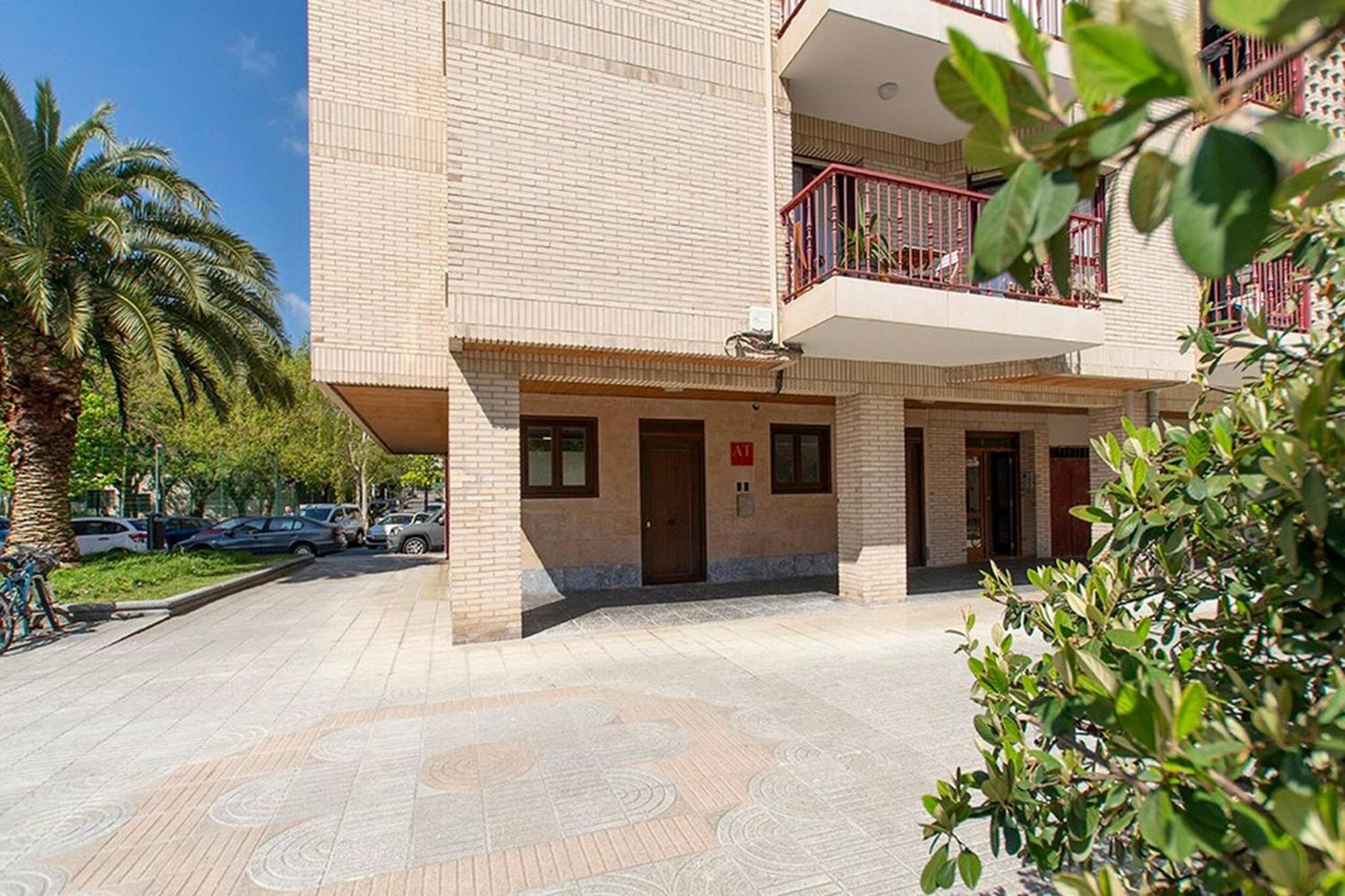 Apartamentos Lurralde Zarautz Exterior photo